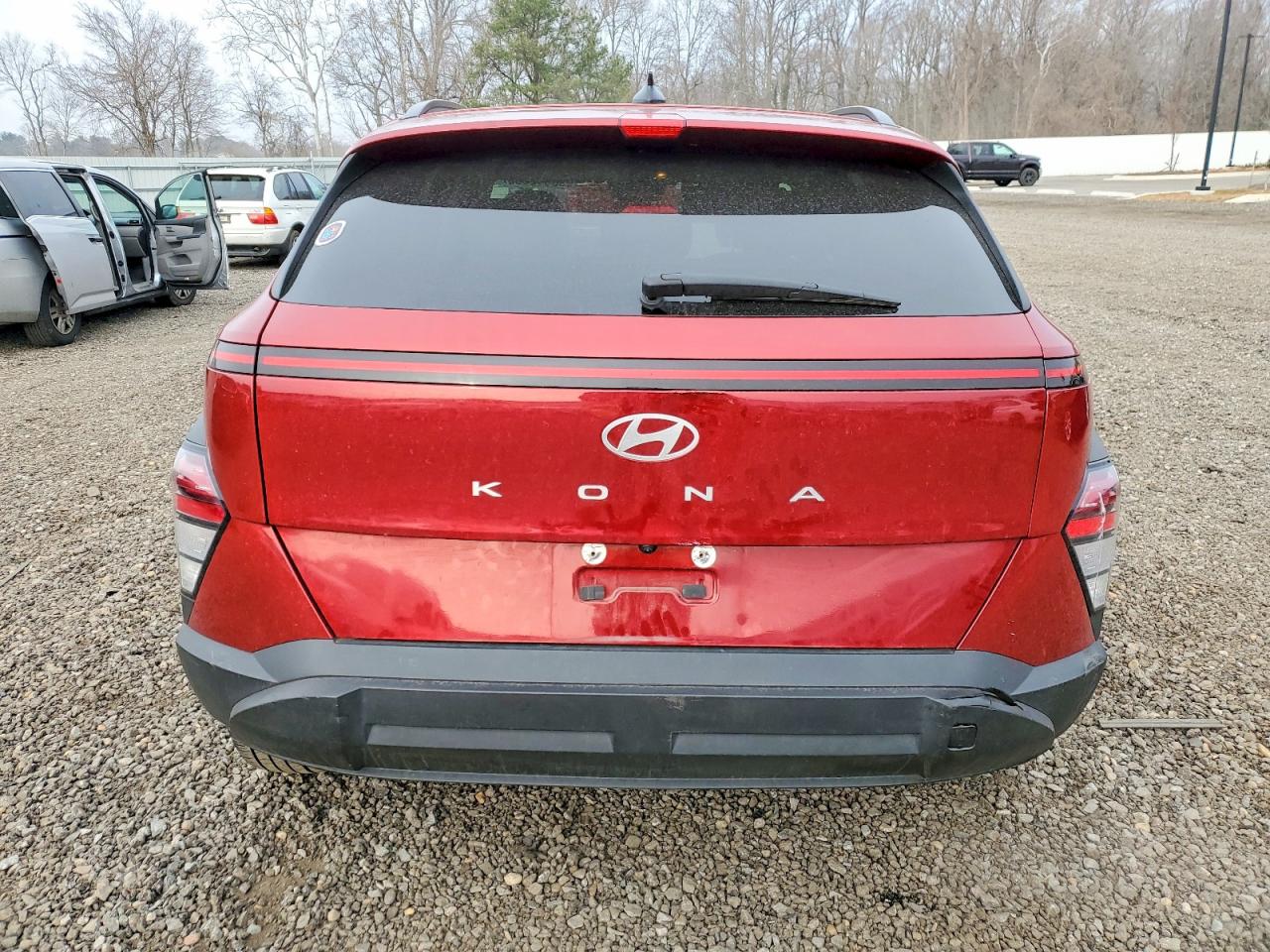 2024 HYUNDAI KONA SEL photo 6