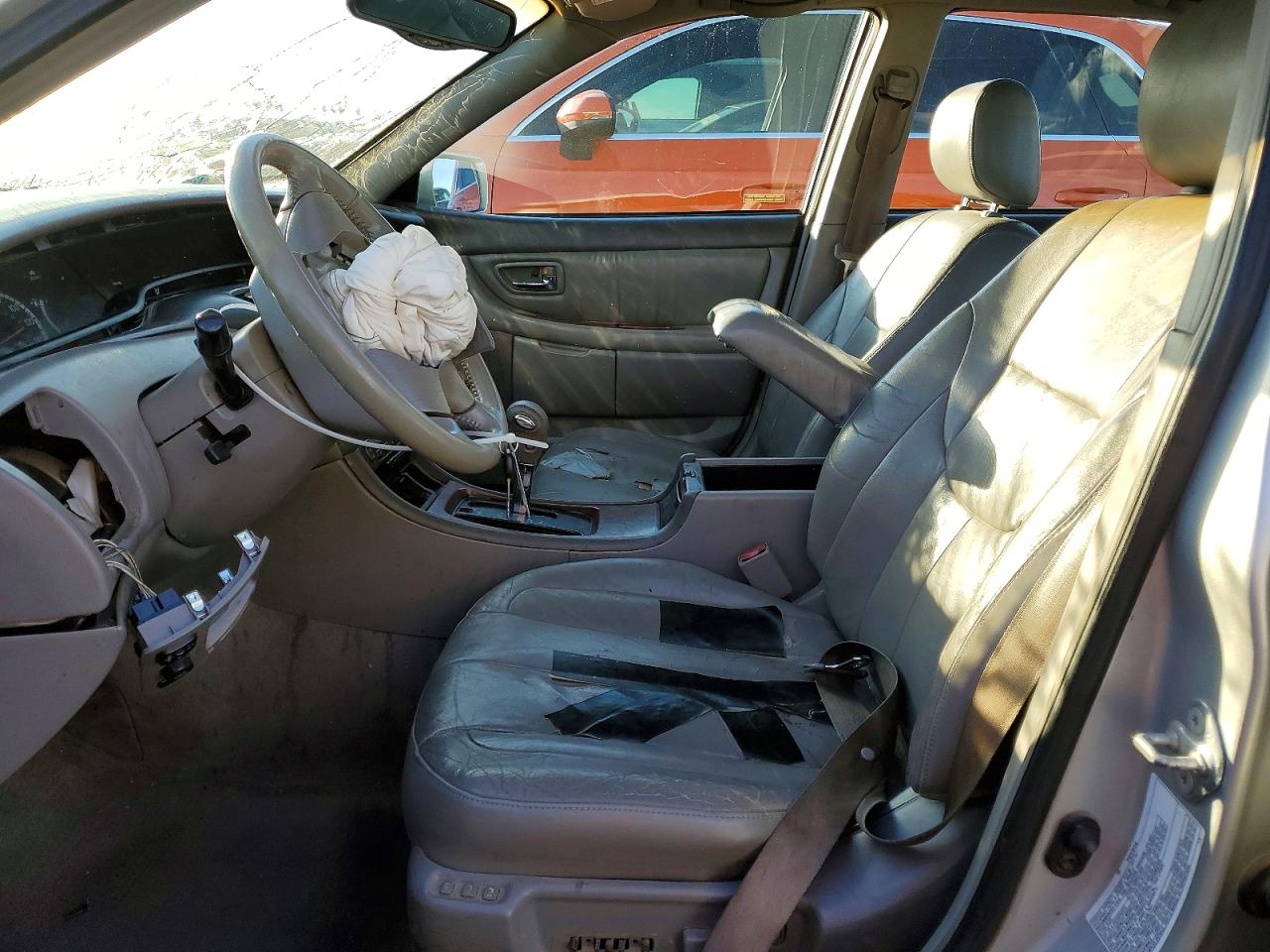 2002 TOYOTA AVALON XL photo 7