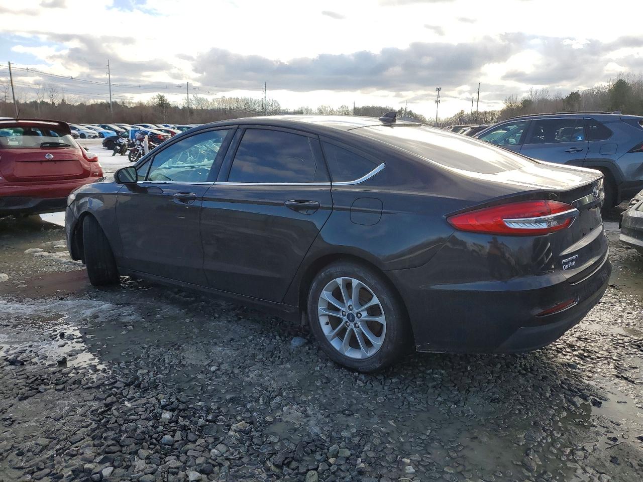 2019 FORD FUSION SE photo 3