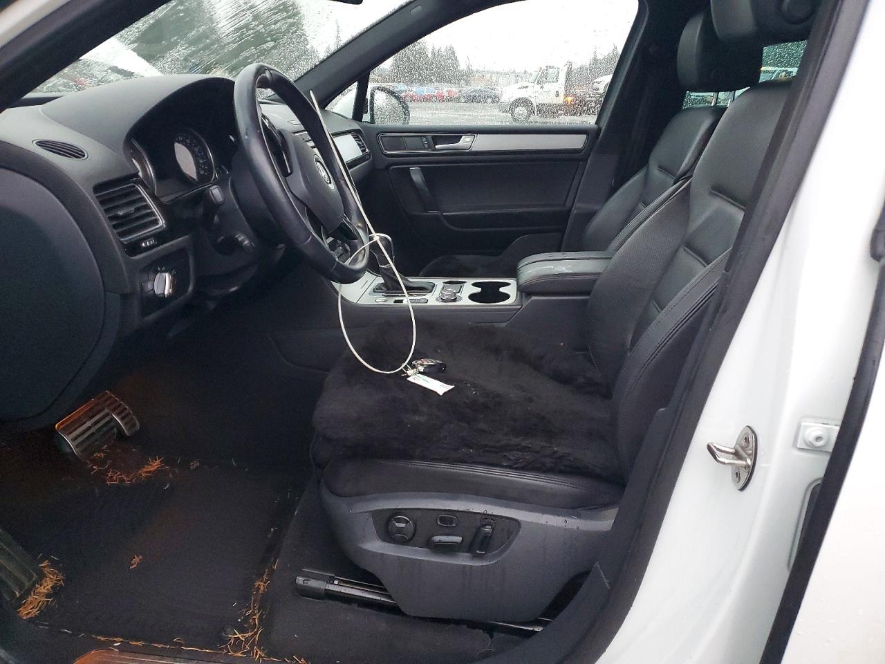 2017 VOLKSWAGEN TOUAREG WOLFSBURG photo 7