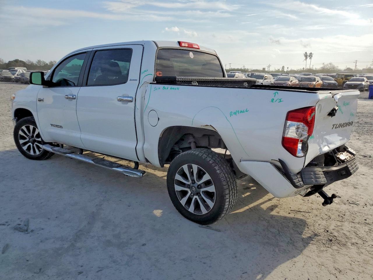 2018 TOYOTA TUNDRA CREWMAX LIMITED photo 2