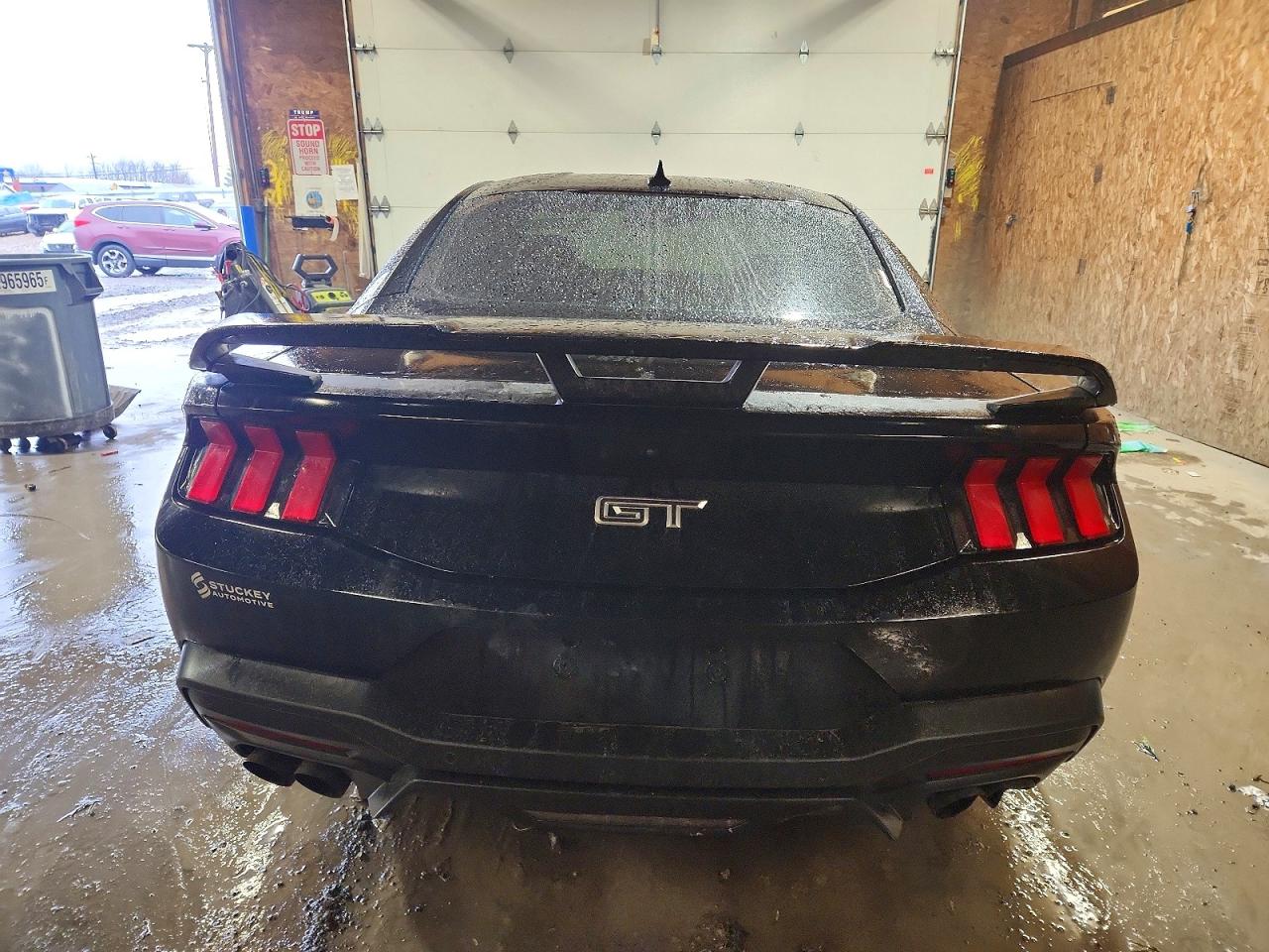 2024 FORD MUSTANG GT photo 6