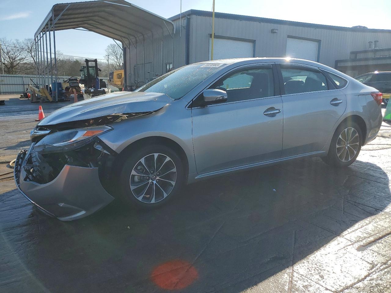 2016 TOYOTA AVALON