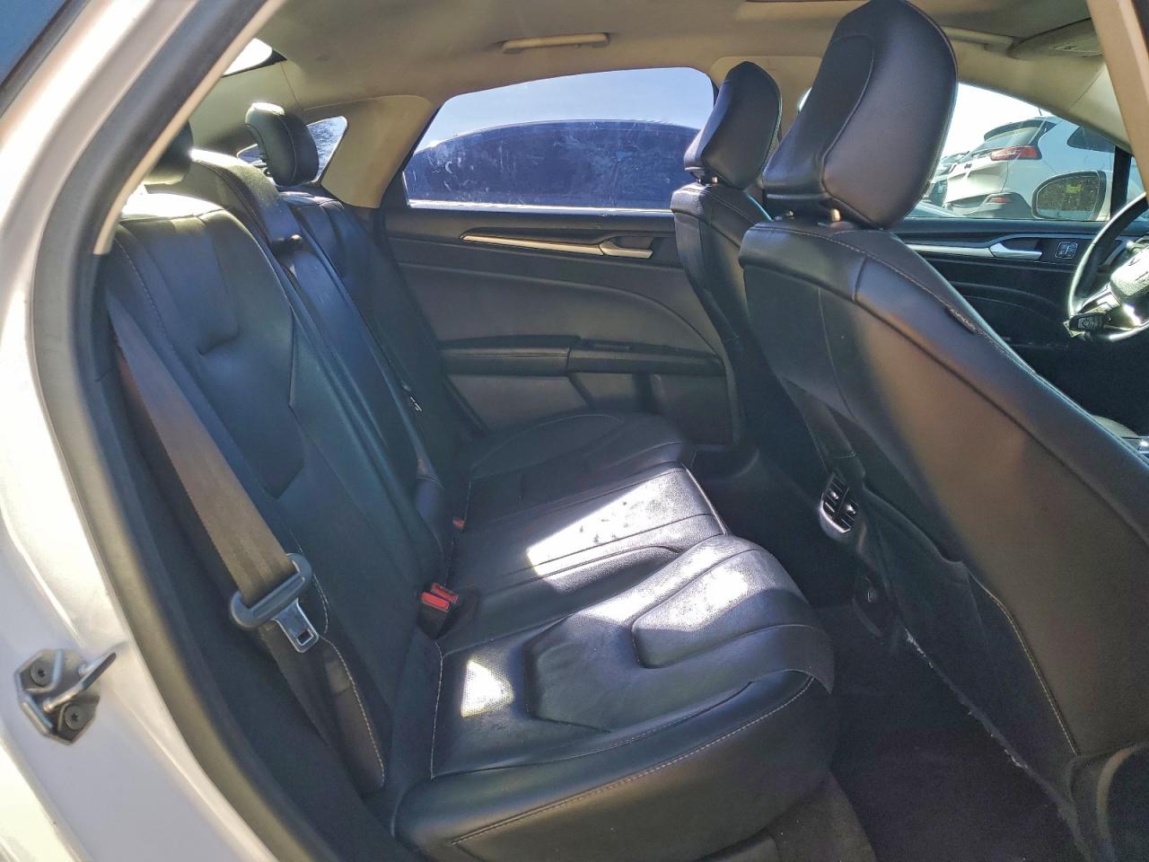 2020 FORD FUSION TITANIUM photo 10