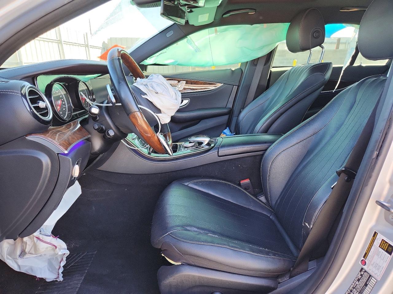 2017 MERCEDES-BENZ E 300 photo 7