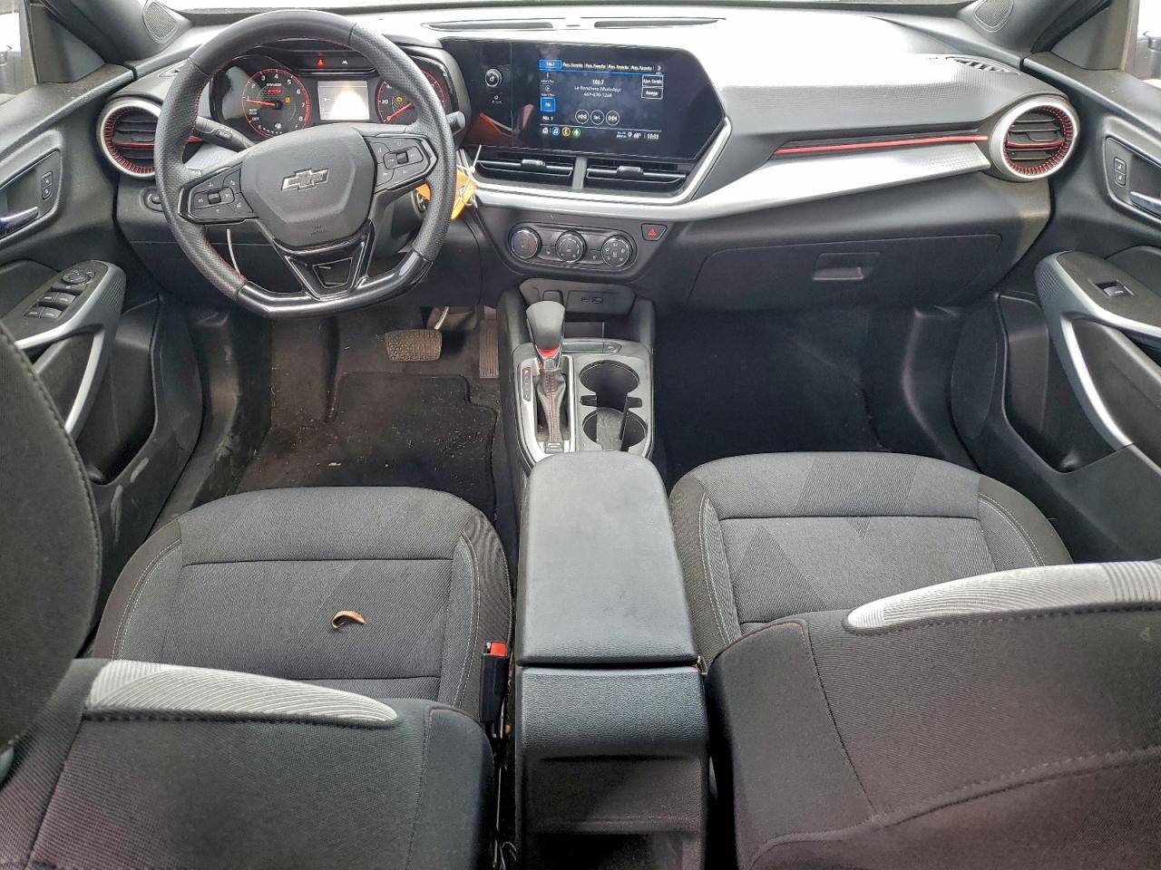 2025 CHEVROLET TRAX 1RS photo 8