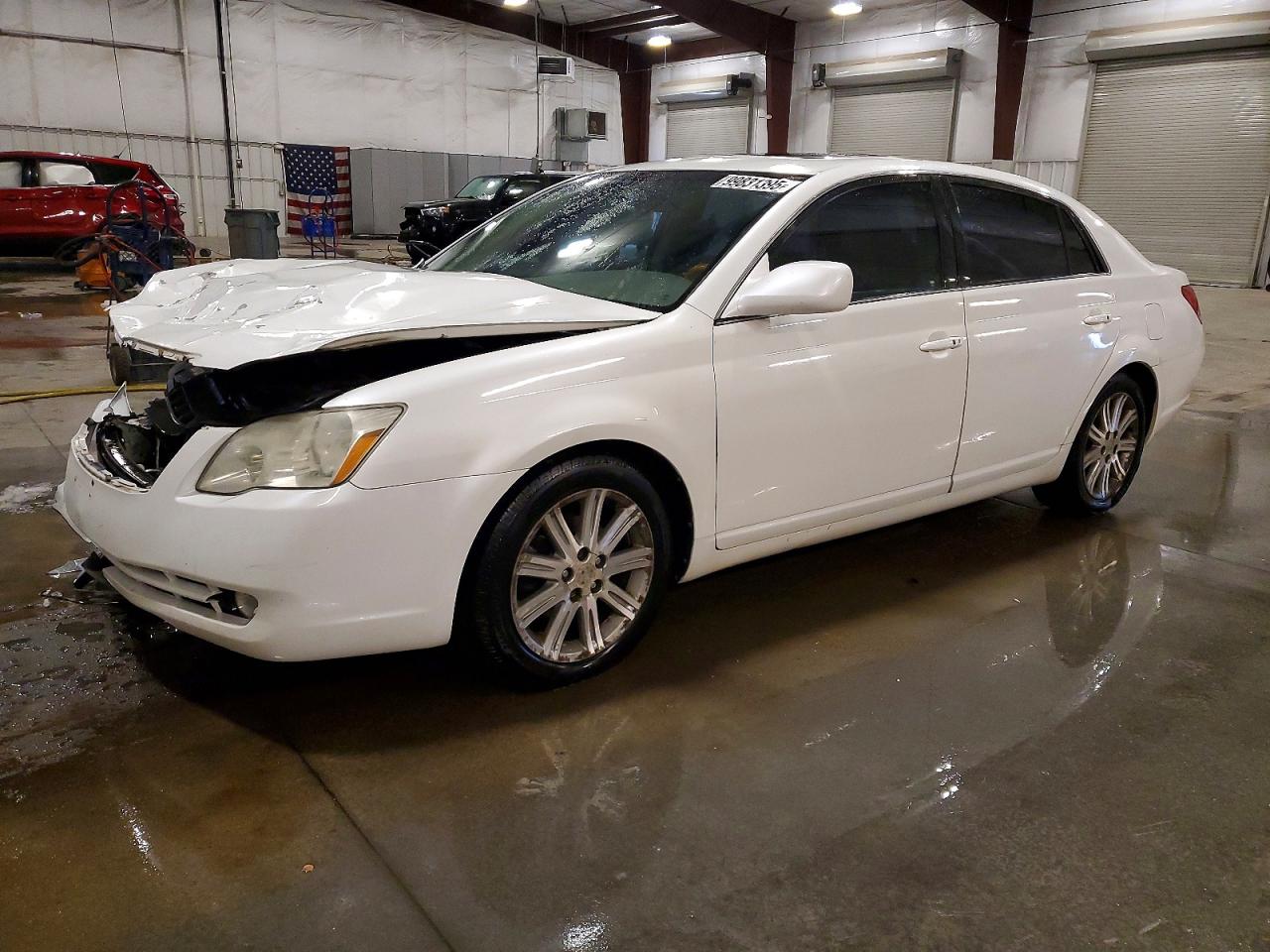 2006 TOYOTA AVALON