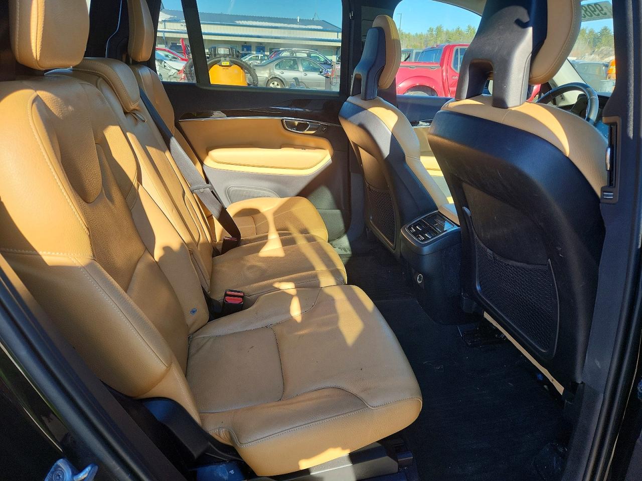 2016 VOLVO XC90 T6 photo 11