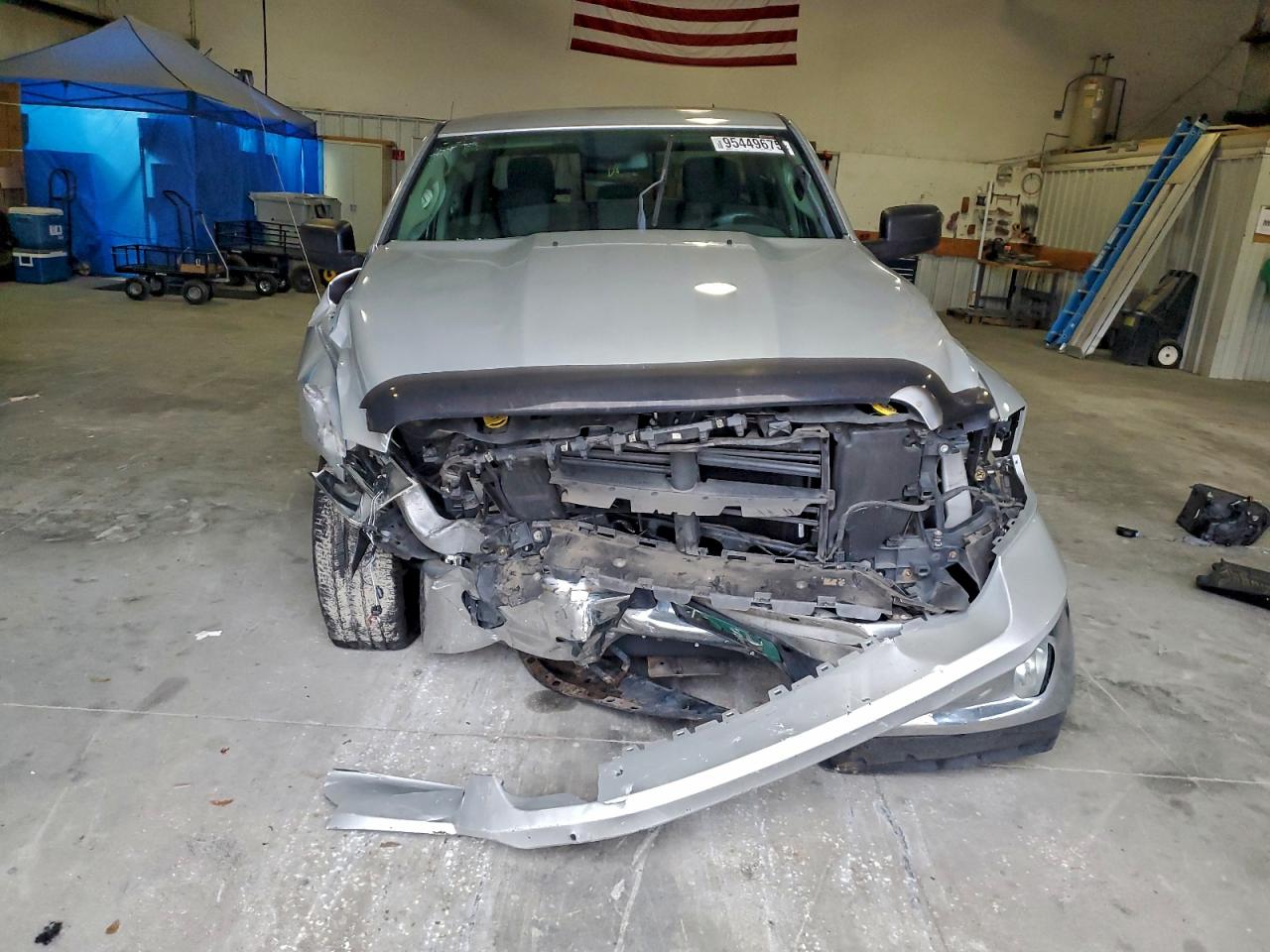 2014 RAM 1500 SLT photo 5