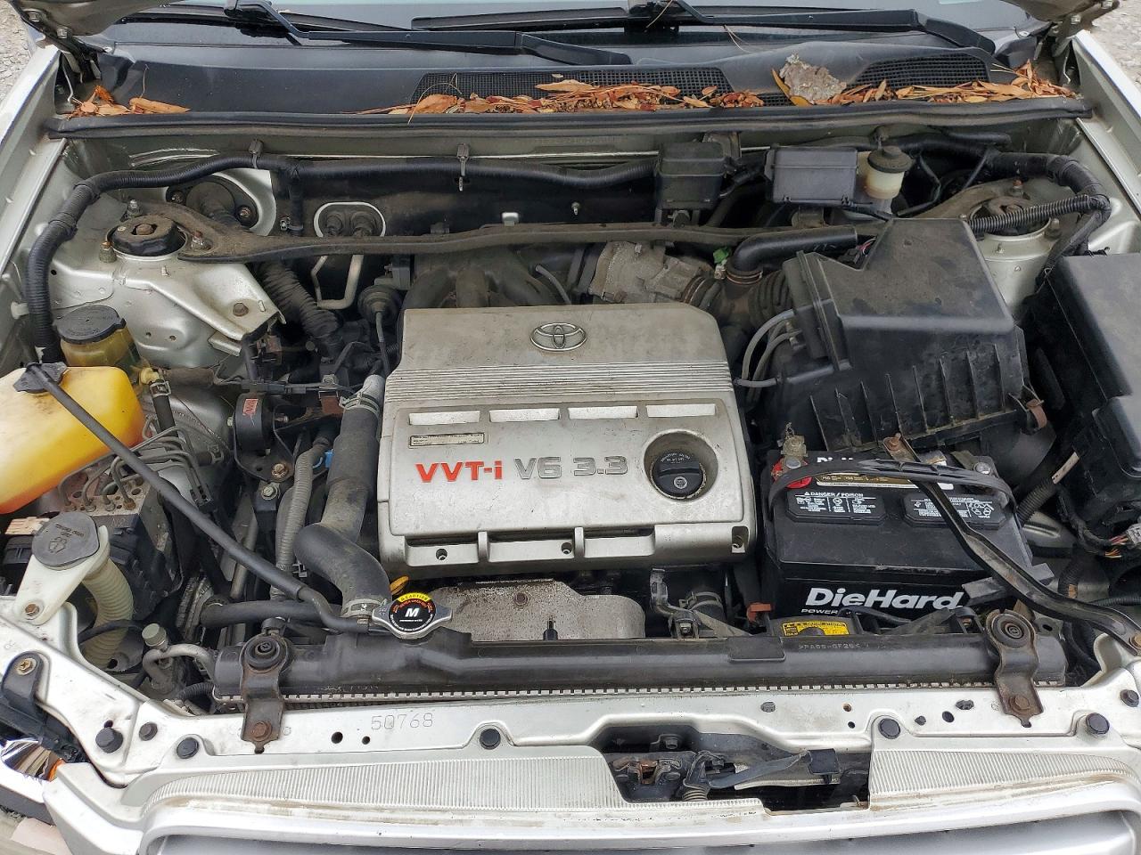 2004 TOYOTA HIGHLANDER BASE photo 12