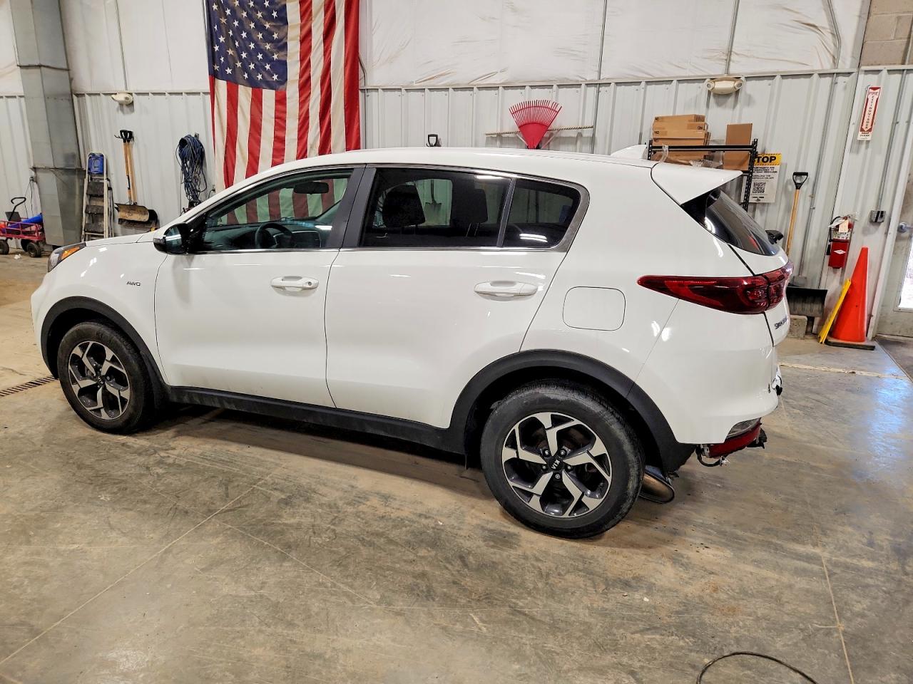 2020 KIA SPORTAGE LX photo 2