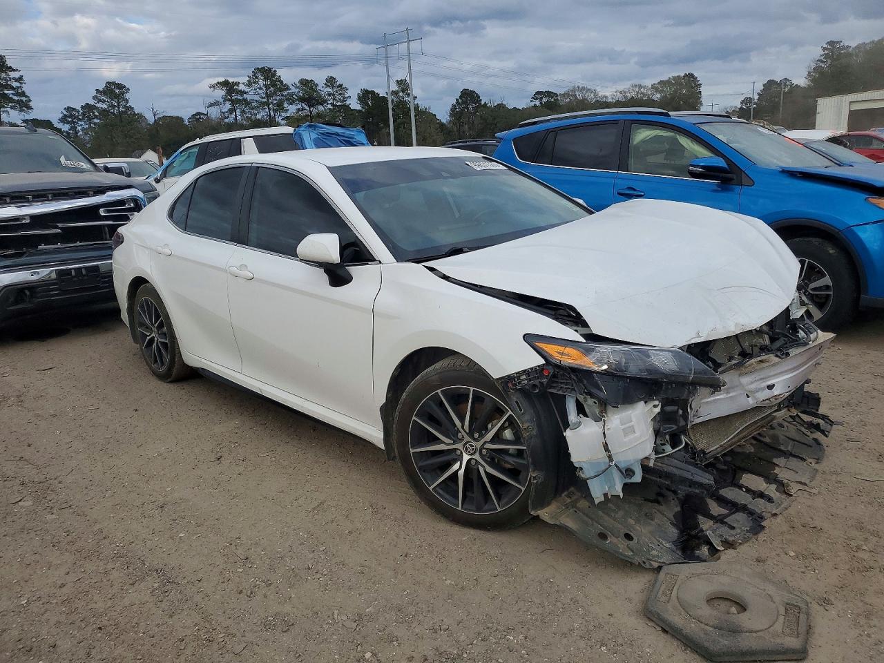 2023 TOYOTA CAMRY SE NIGHT SHADE photo 4