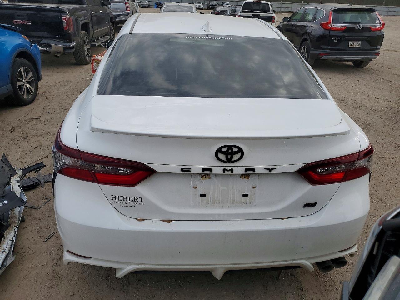 2023 TOYOTA CAMRY SE NIGHT SHADE photo 6