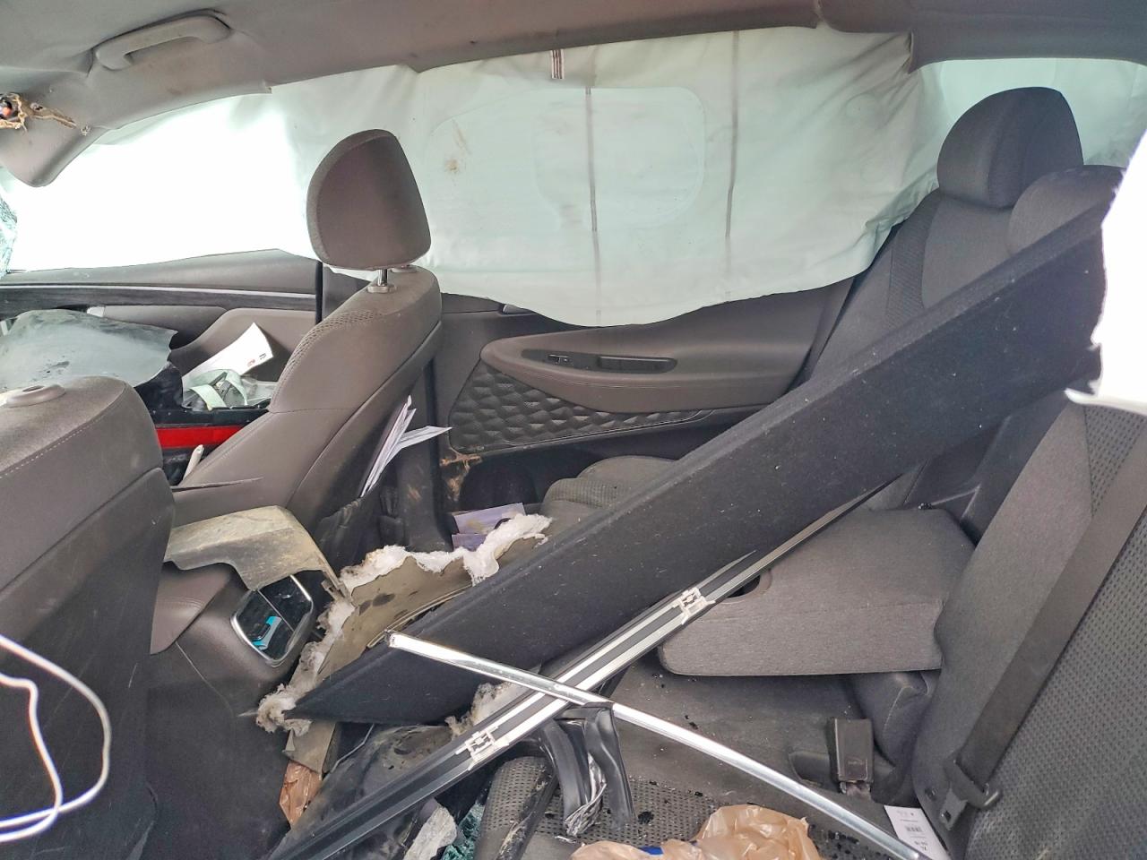 2019 HYUNDAI SANTA FE SE photo 11