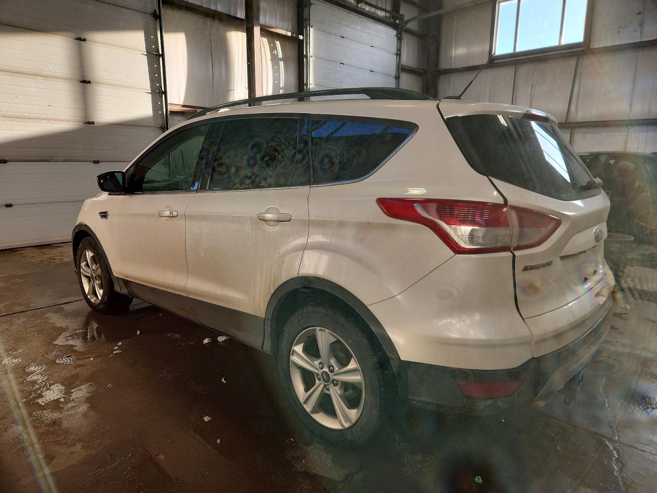 2014 FORD ESCAPE SE photo 2