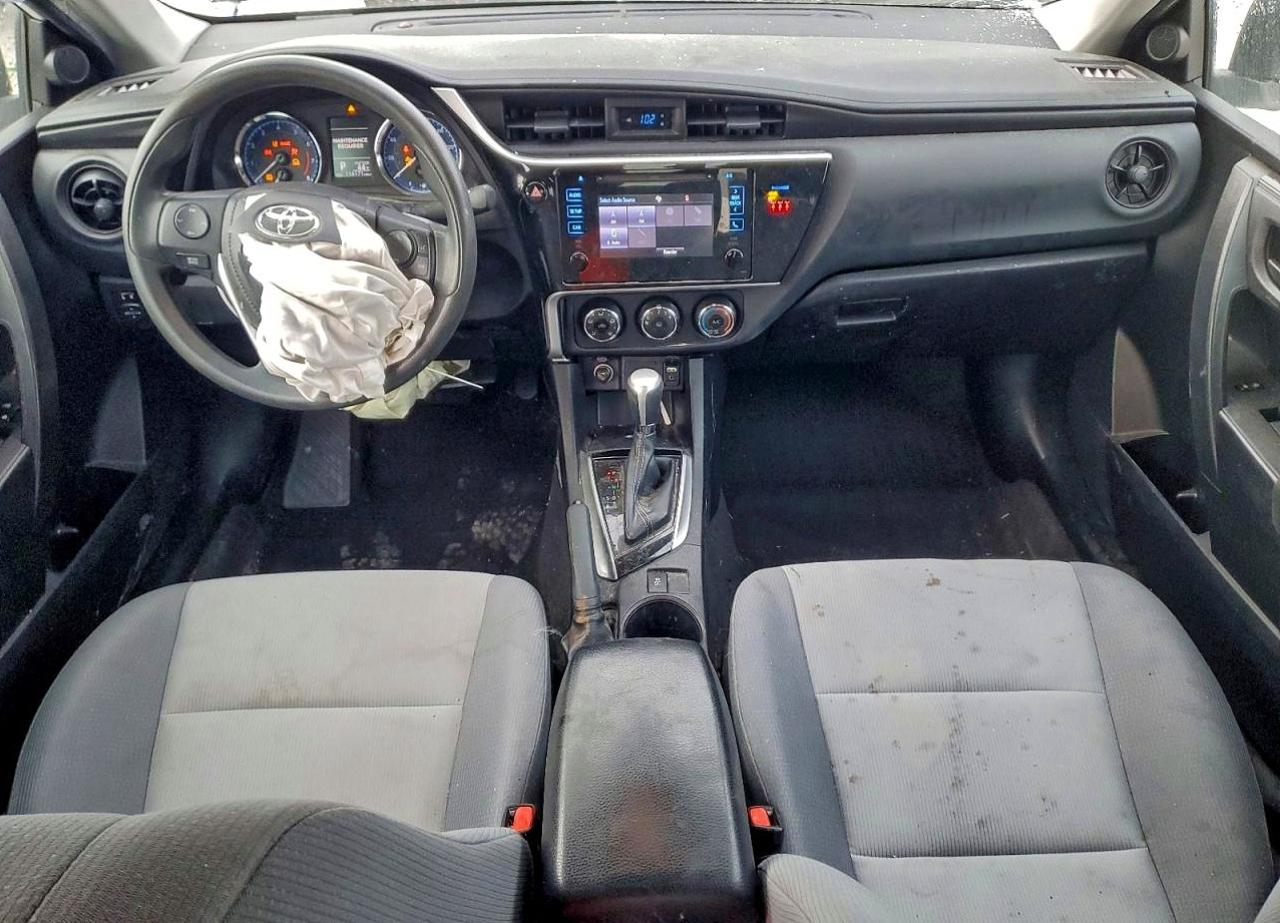 2019 TOYOTA COROLLA L photo 8