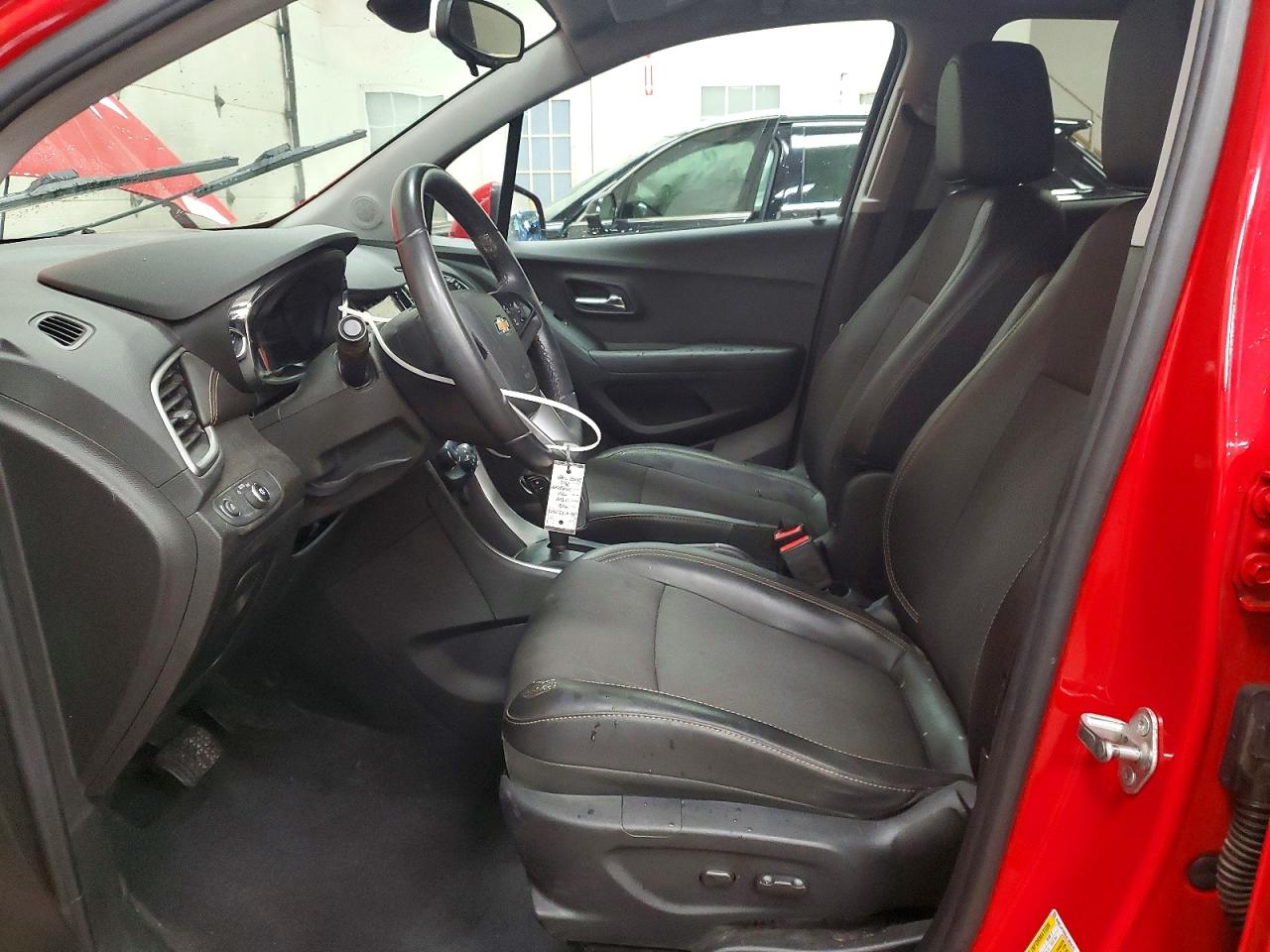 2018 CHEVROLET TRAX 1LT photo 19
