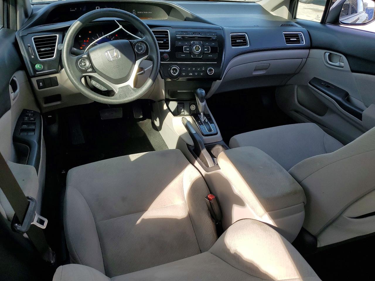 2013 HONDA CIVIC LX photo 8