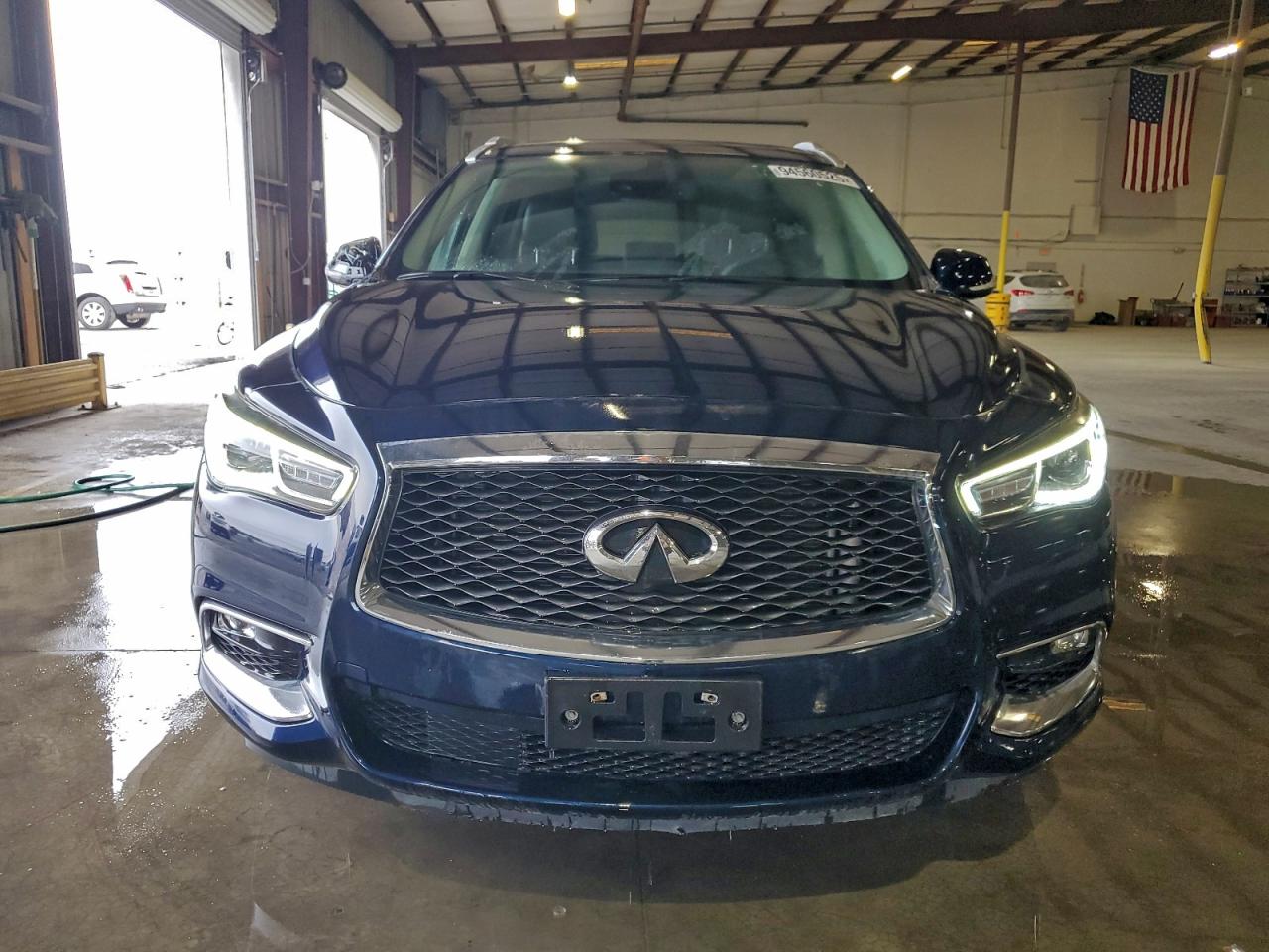 2020 INFINITI QX60 LUXE photo 5