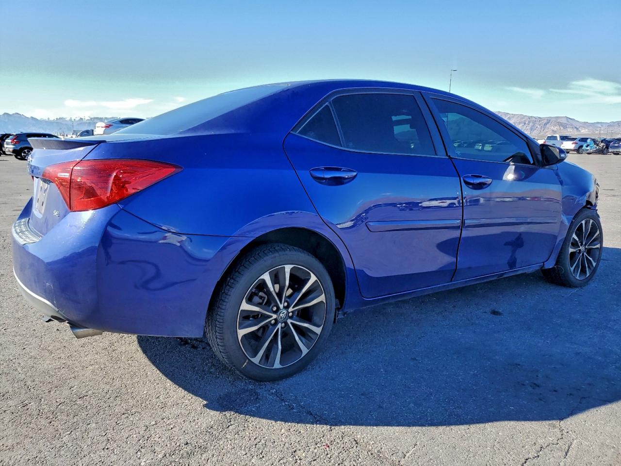2017 TOYOTA COROLLA L photo 3