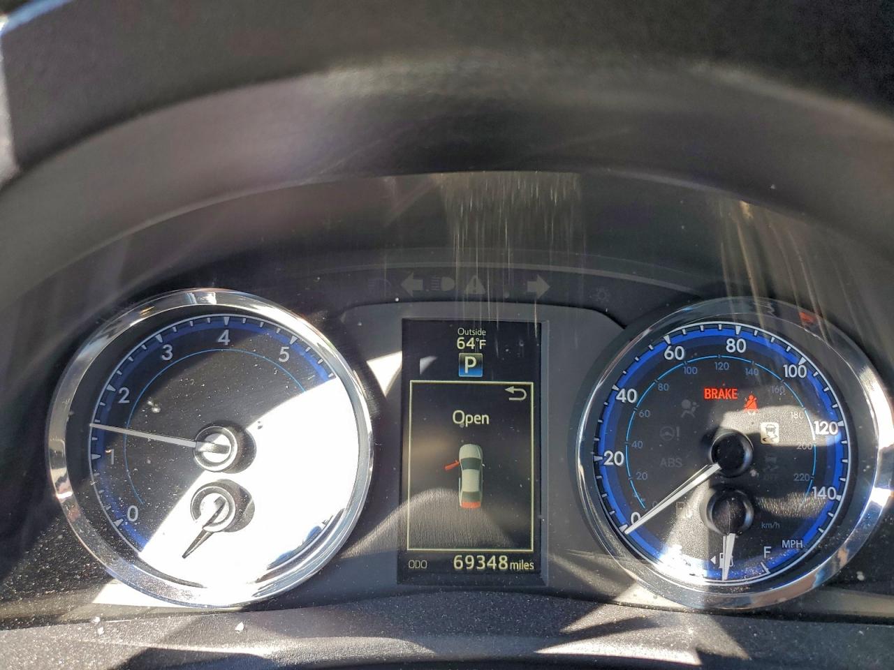 2017 TOYOTA COROLLA L photo 9
