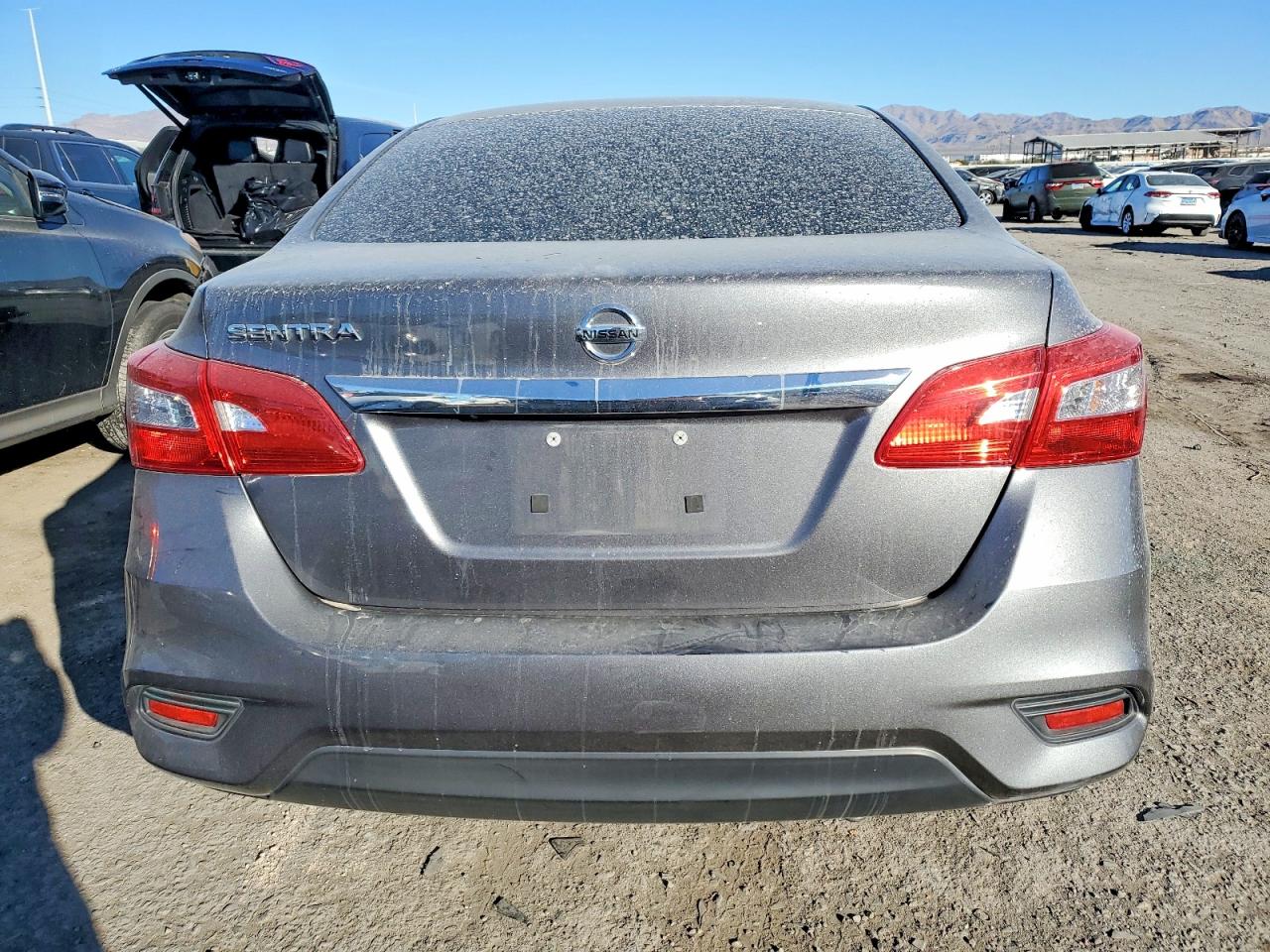 2019 NISSAN SENTRA S photo 11