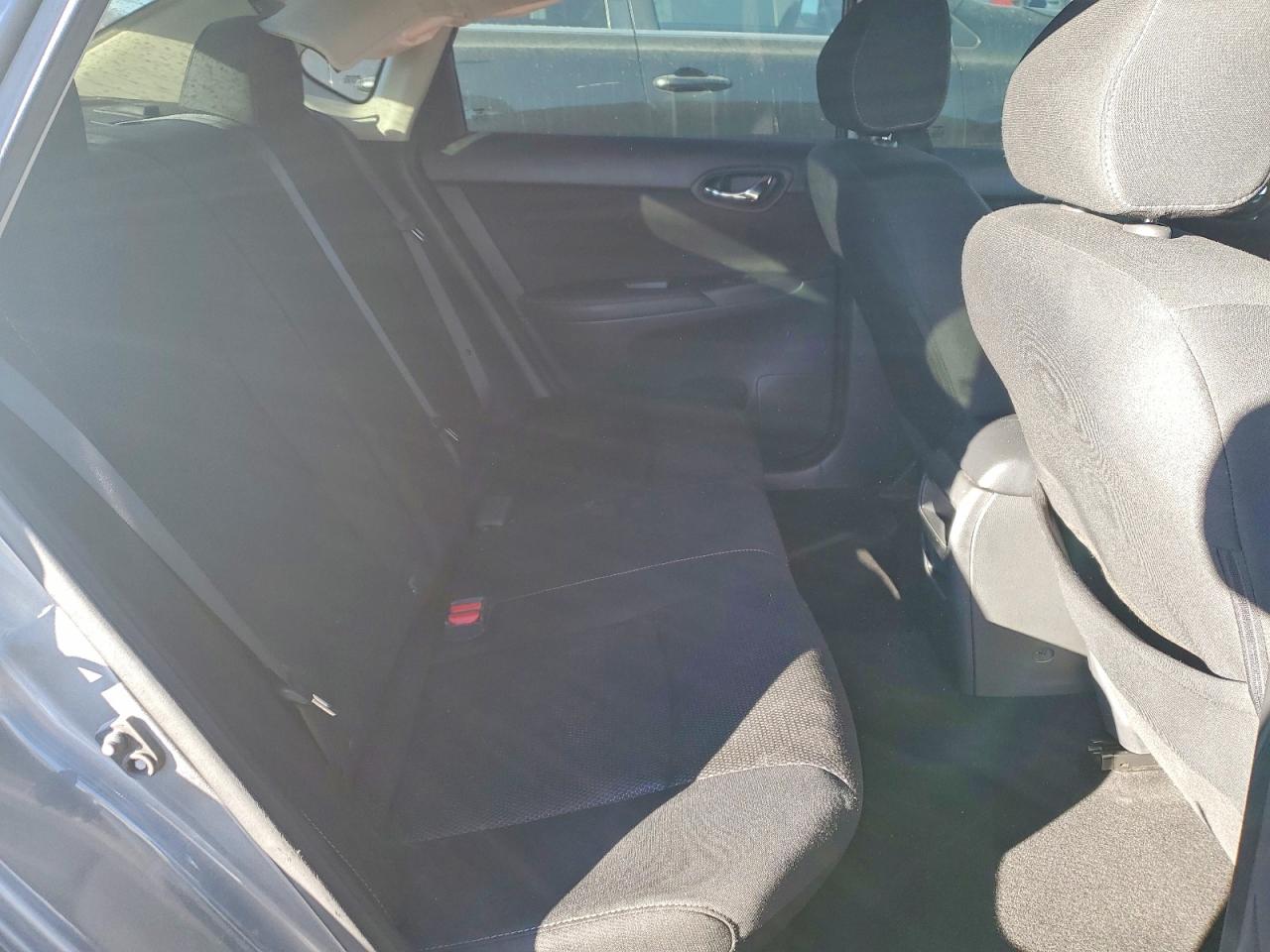2019 NISSAN SENTRA S photo 19