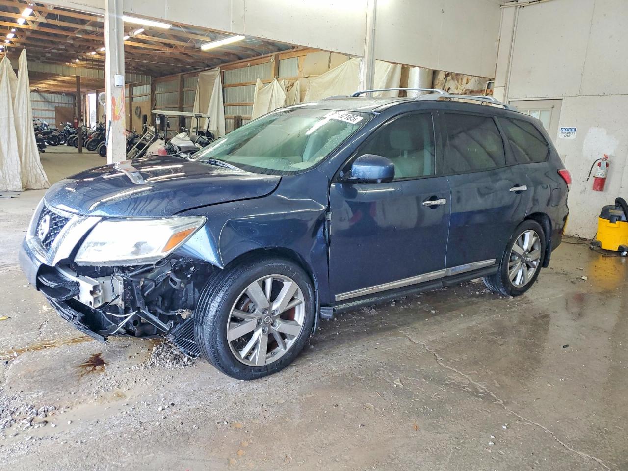 2013 NISSAN PATHFINDER