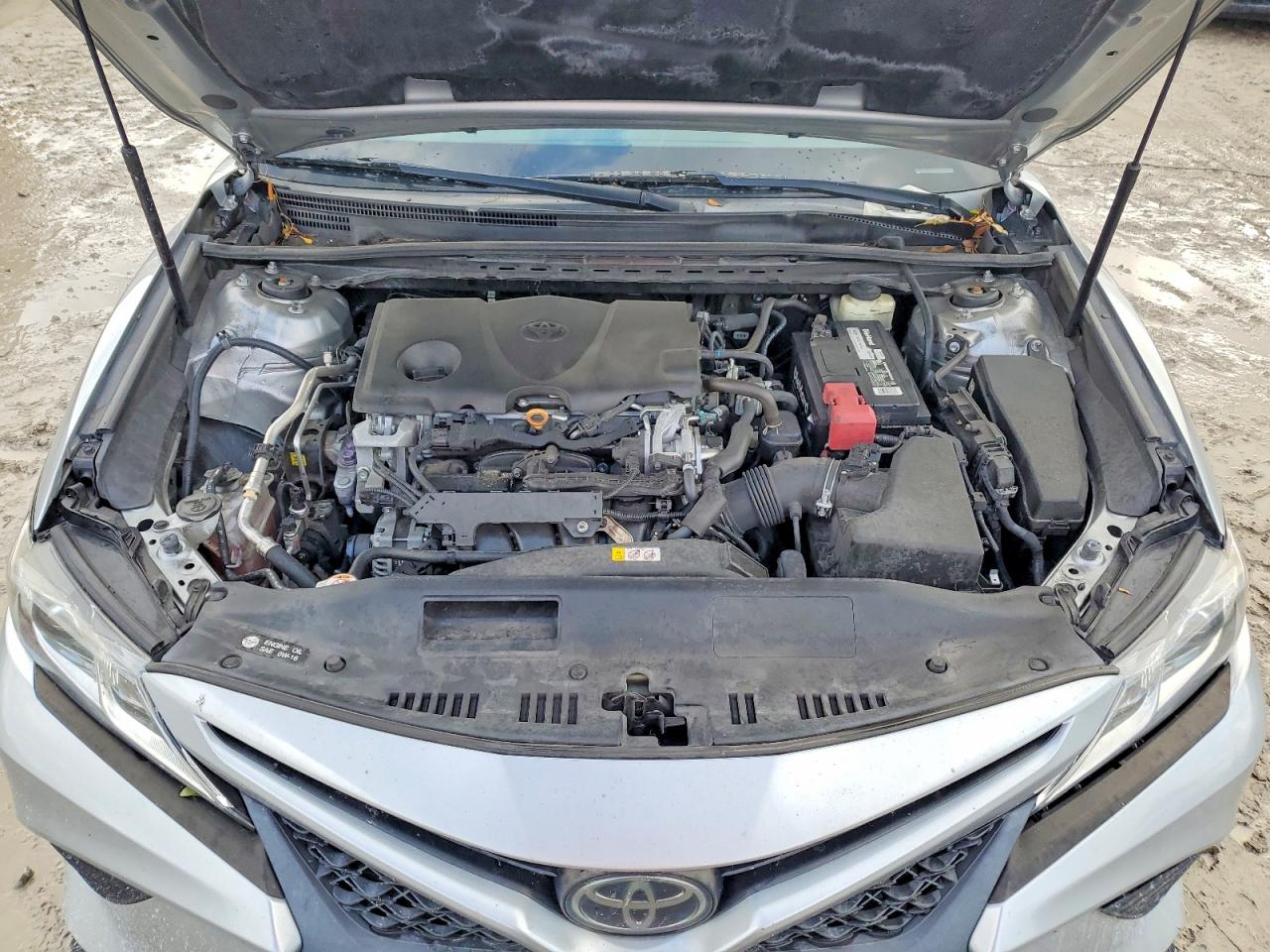 2018 TOYOTA CAMRY L photo 11
