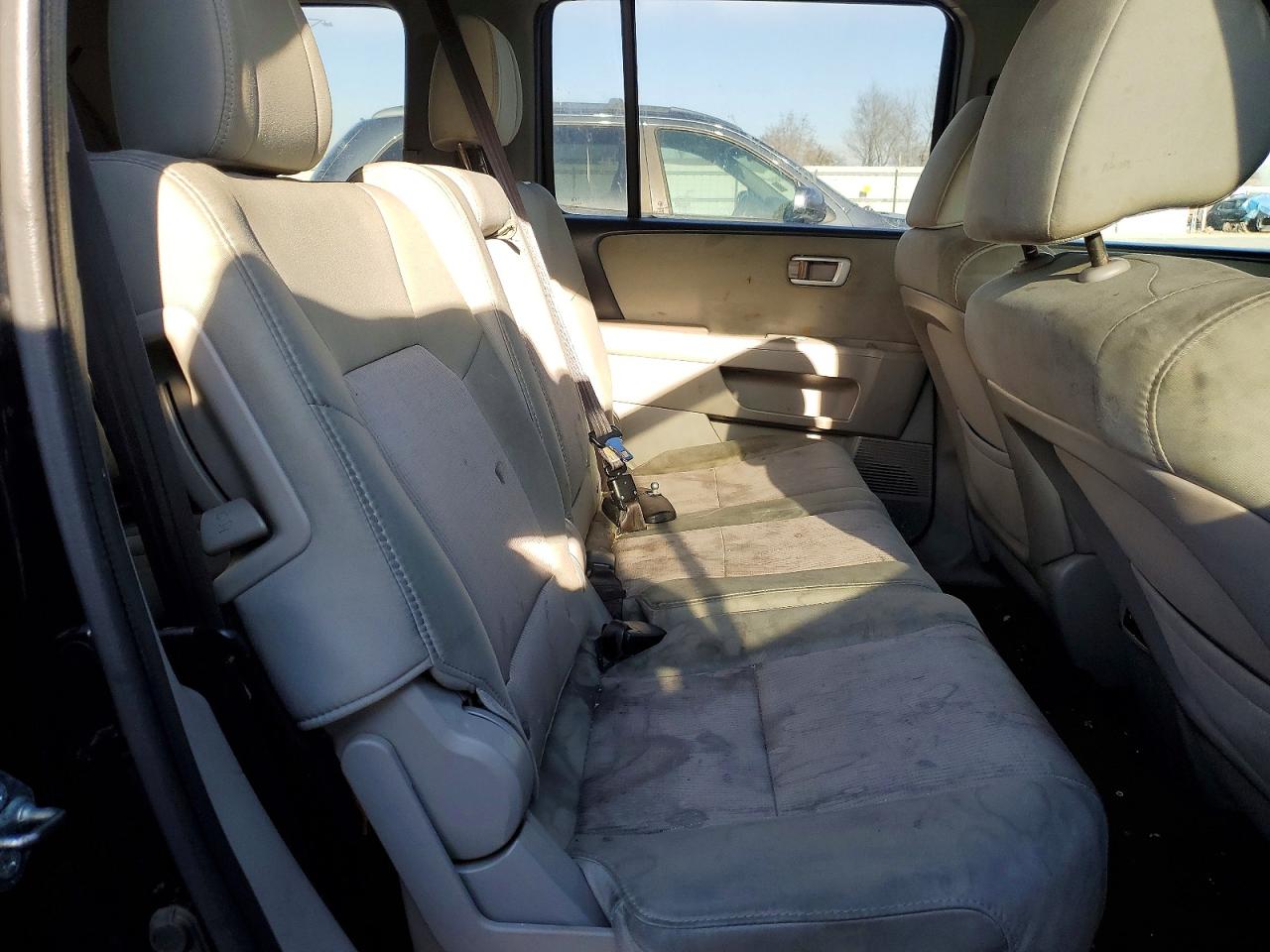 2015 HONDA PILOT SE photo 11