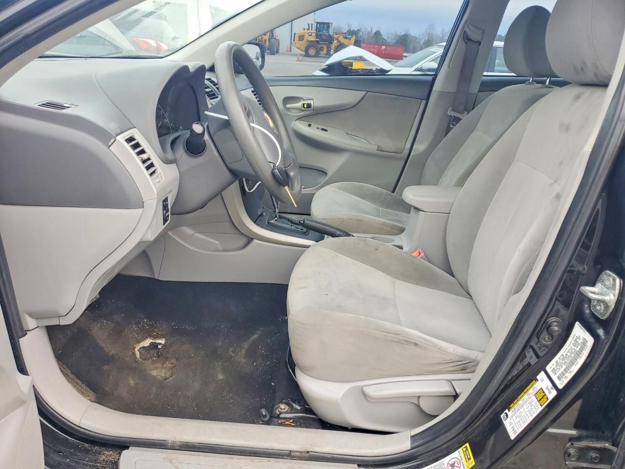 2009 TOYOTA COROLLA BASE photo 7
