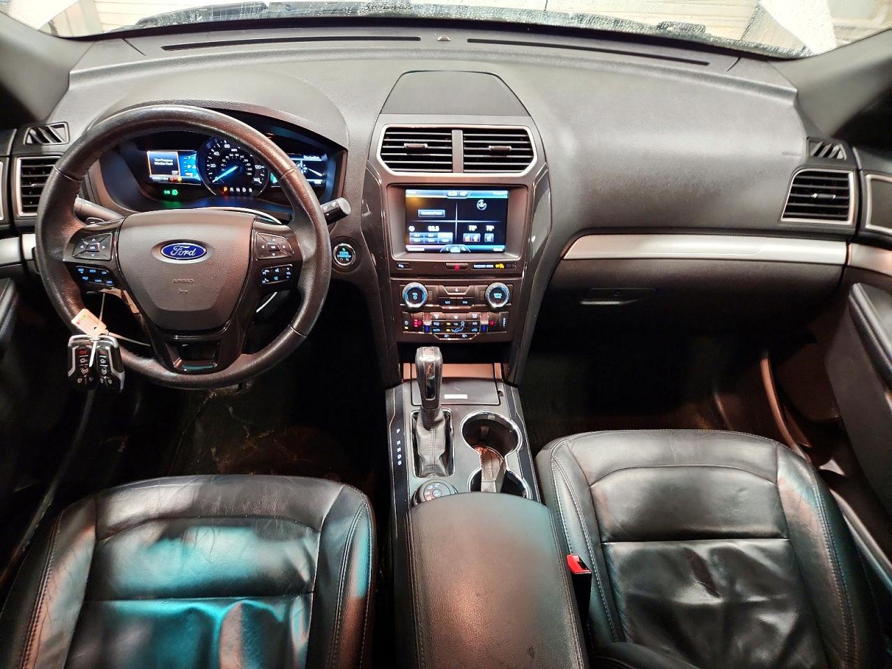 2016 FORD EXPLORER XLT photo 8