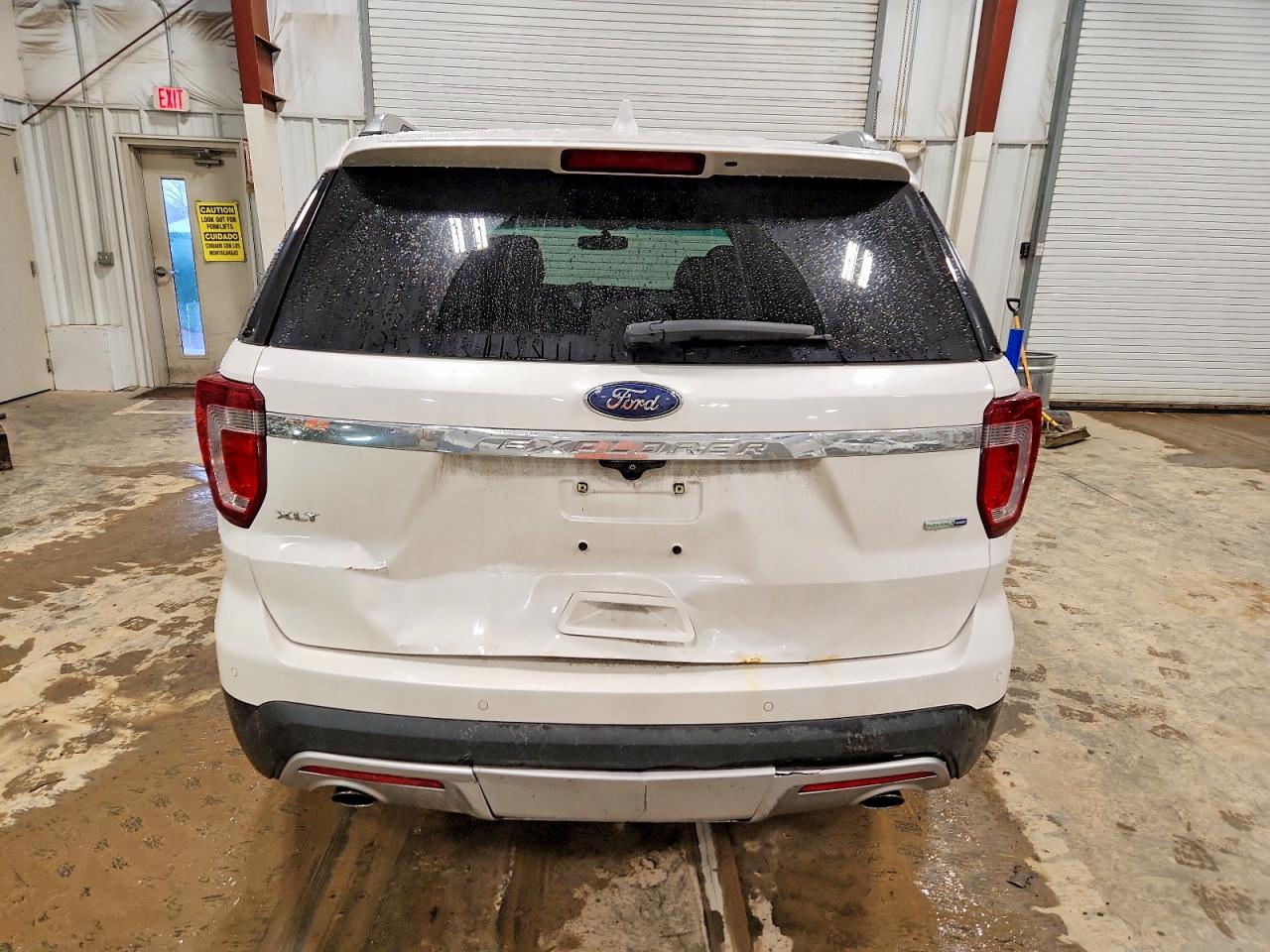 2016 FORD EXPLORER XLT photo 6