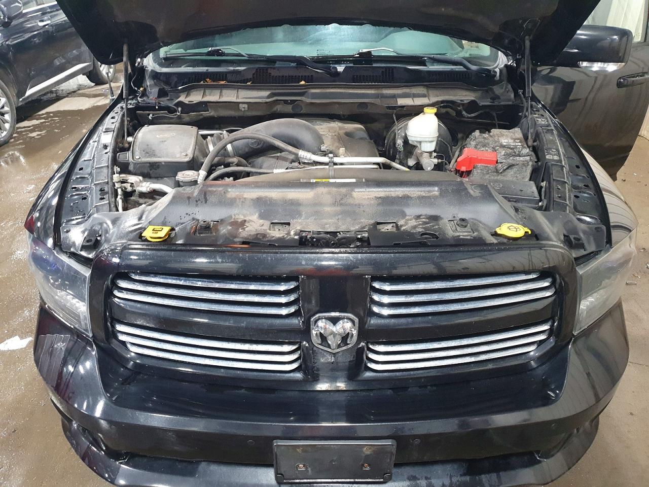 2015 RAM 1500 SPORT photo 11