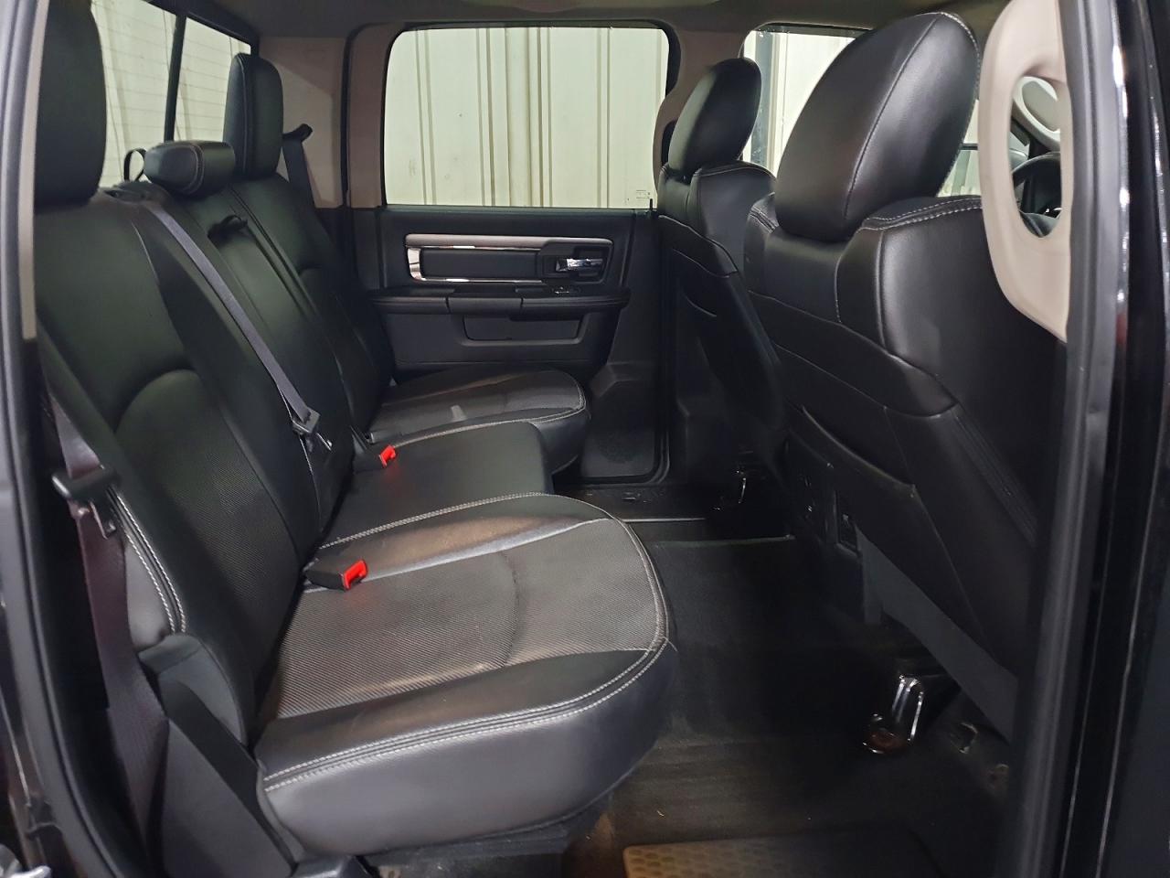 2015 RAM 1500 SPORT photo 10