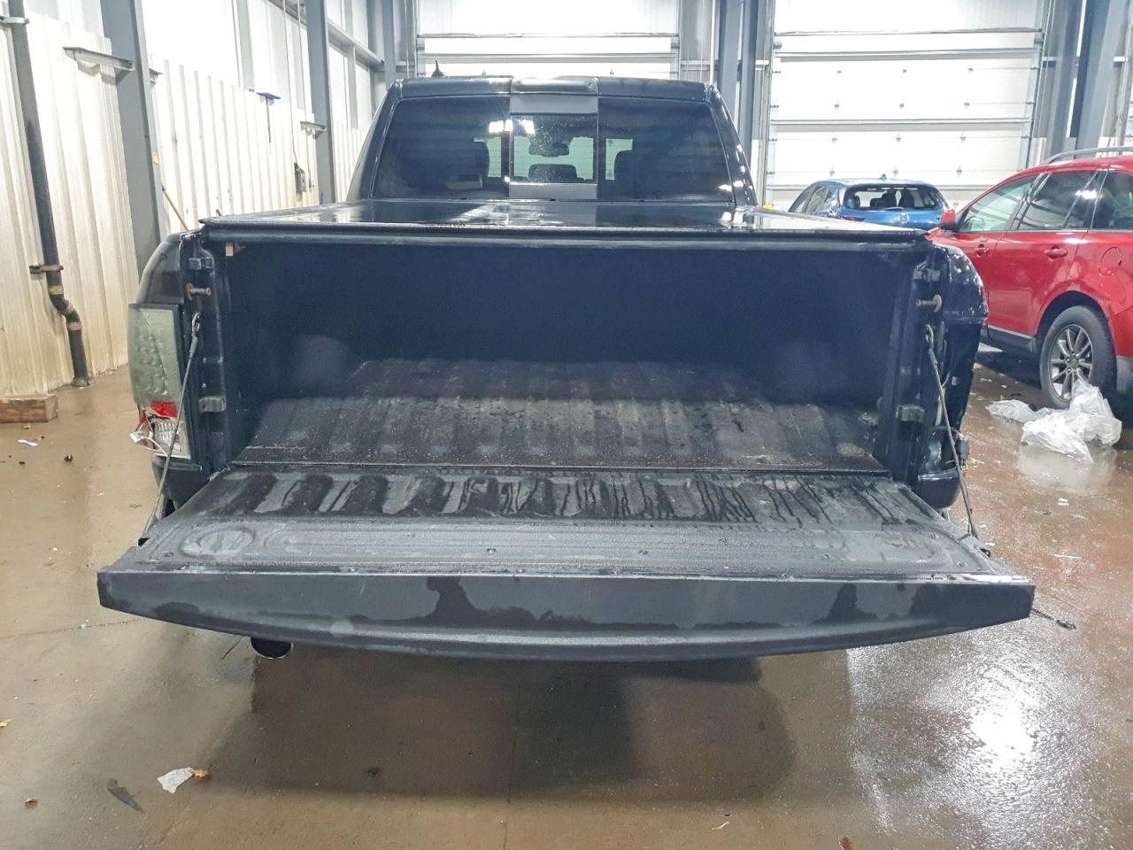2015 RAM 1500 SPORT photo 6