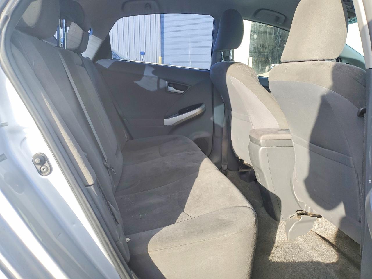 2011 TOYOTA PRIUS photo 10