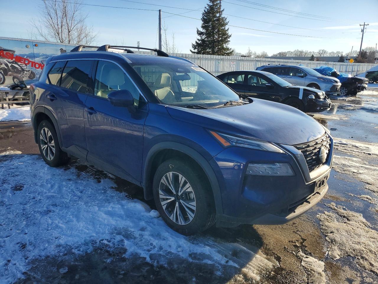 2021 NISSAN ROGUE SV photo 4