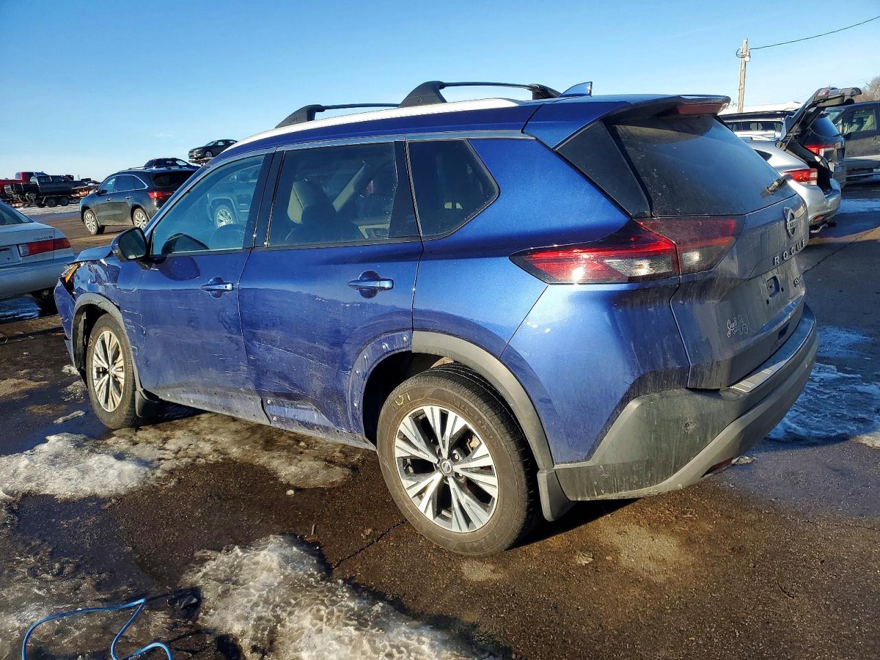 2021 NISSAN ROGUE SV photo 2