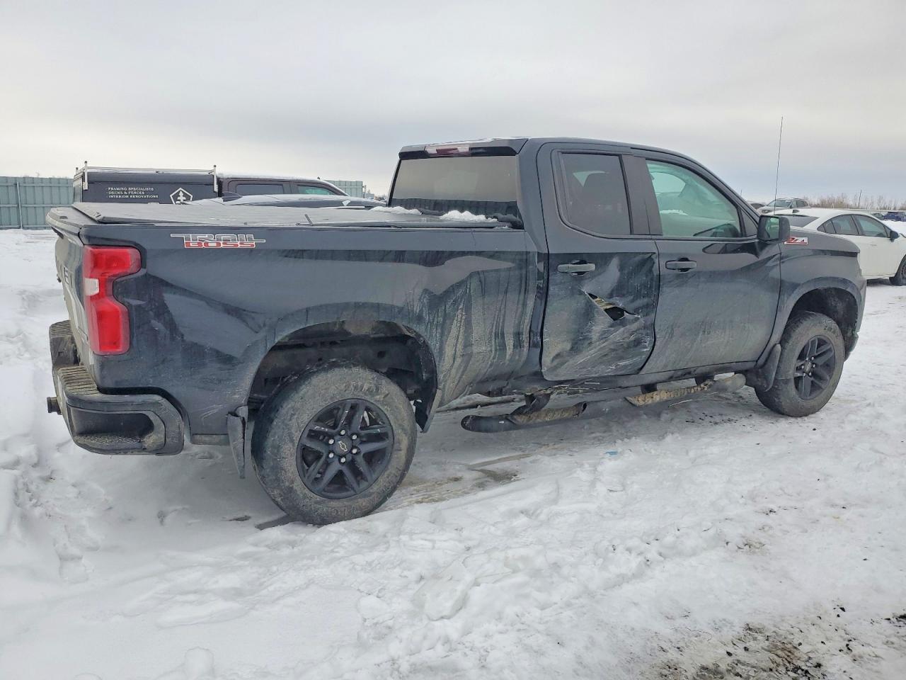 2019 CHEVROLET SILVERADO K1500 TRAIL BOSS CUSTOM photo 3