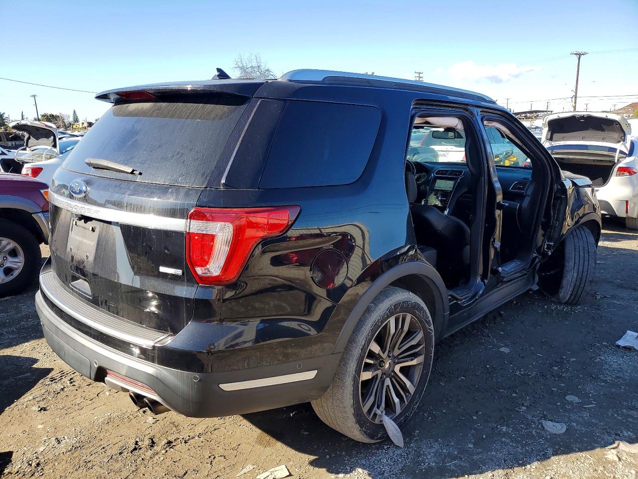 2018 FORD EXPLORER PLATINUM photo 3