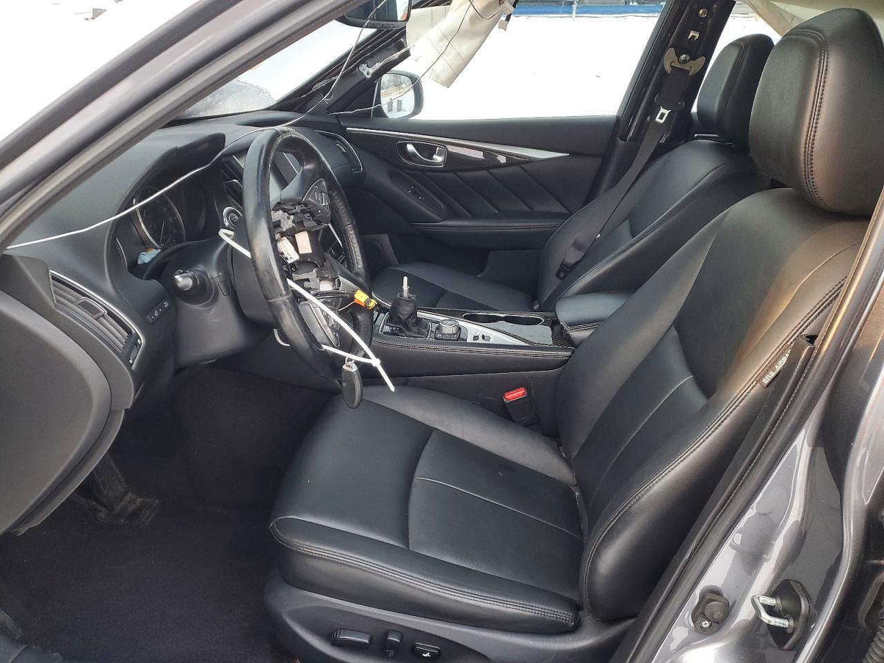 2018 INFINITI Q50 3.0T LUXE photo 13