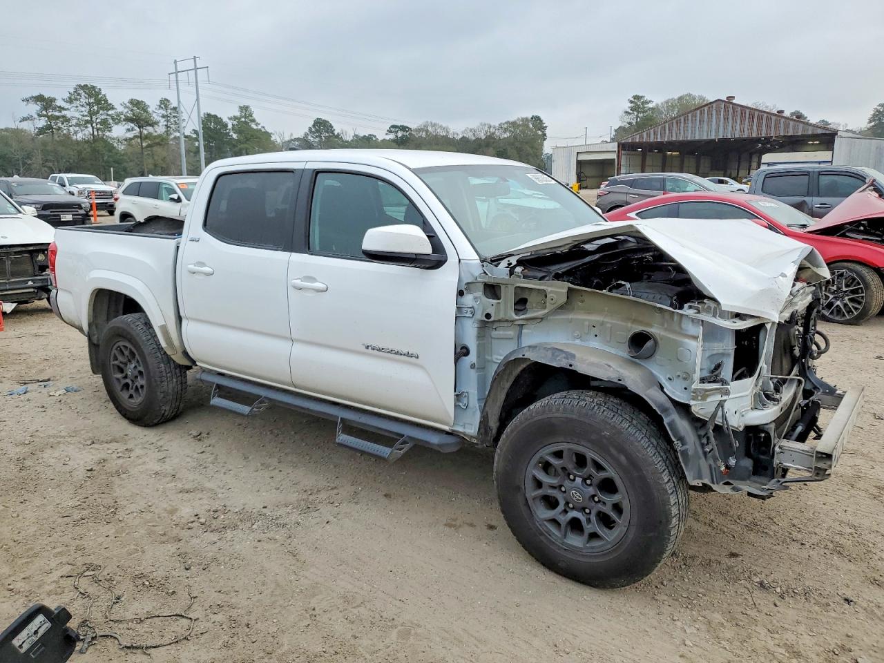 2017 TOYOTA TACOMA DOUBLE CAB photo 4