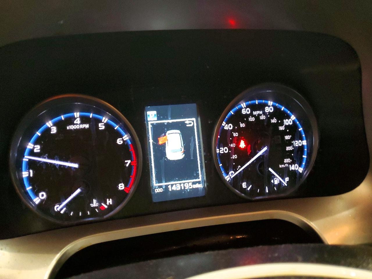 2017 TOYOTA RAV4 XLE photo 17