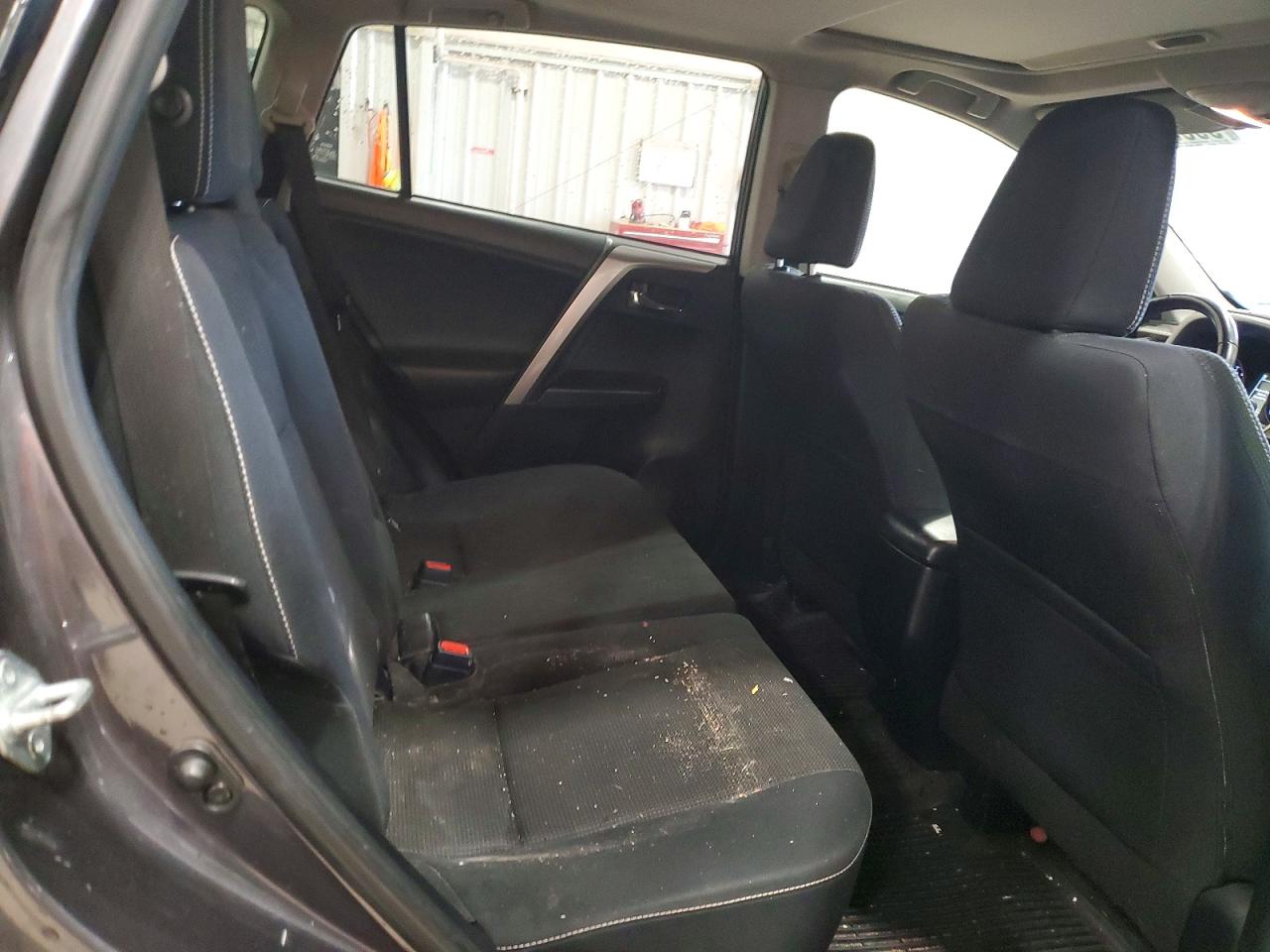 2017 TOYOTA RAV4 XLE photo 21