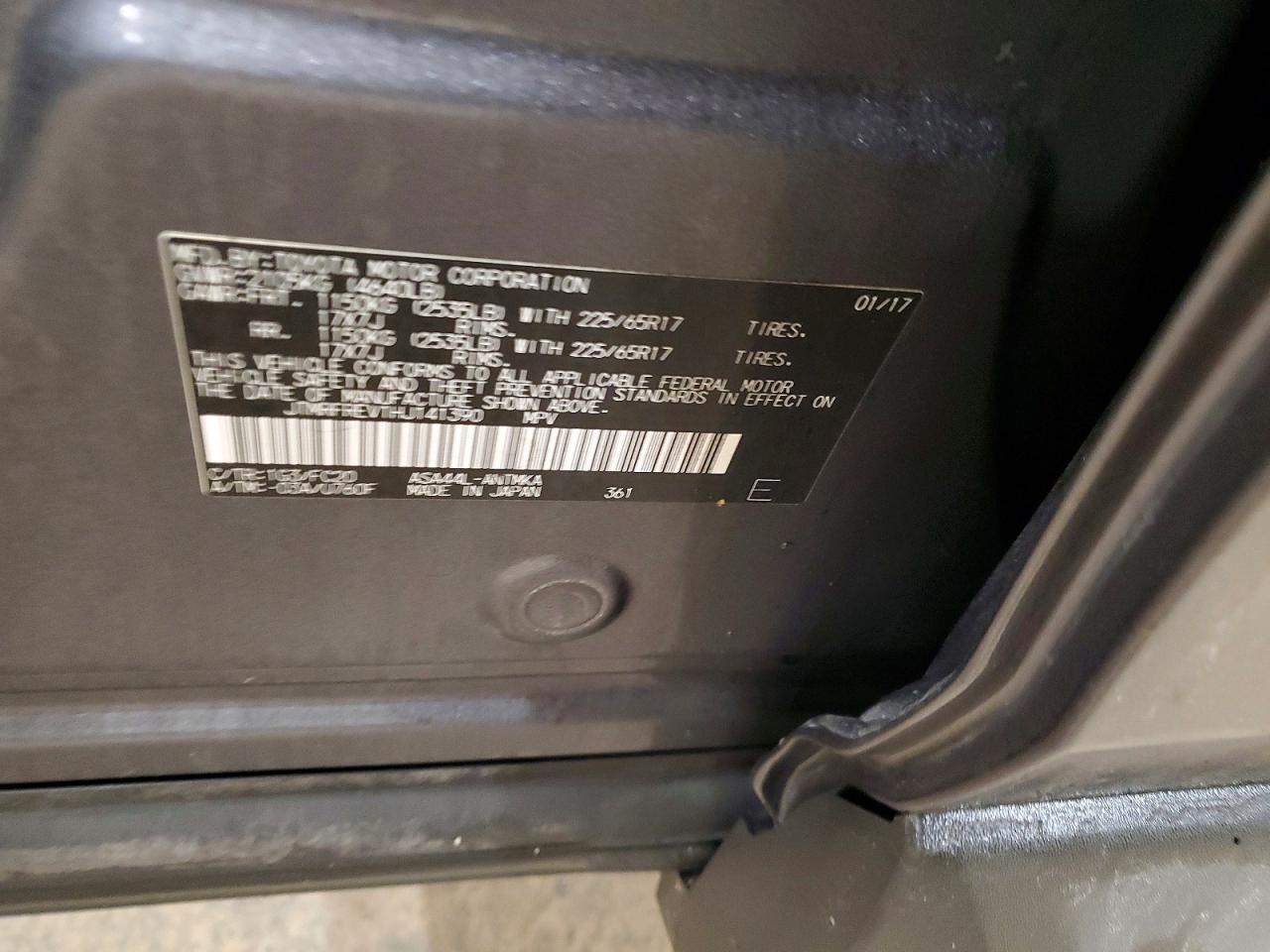 2017 TOYOTA RAV4 XLE photo 25