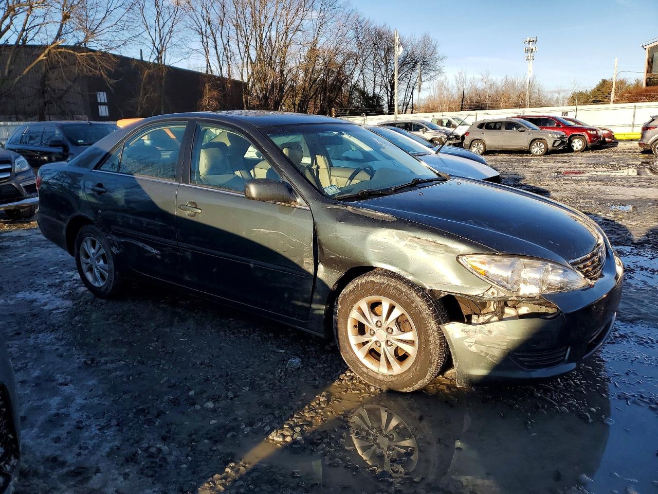 2005 TOYOTA CAMRY LE photo 4