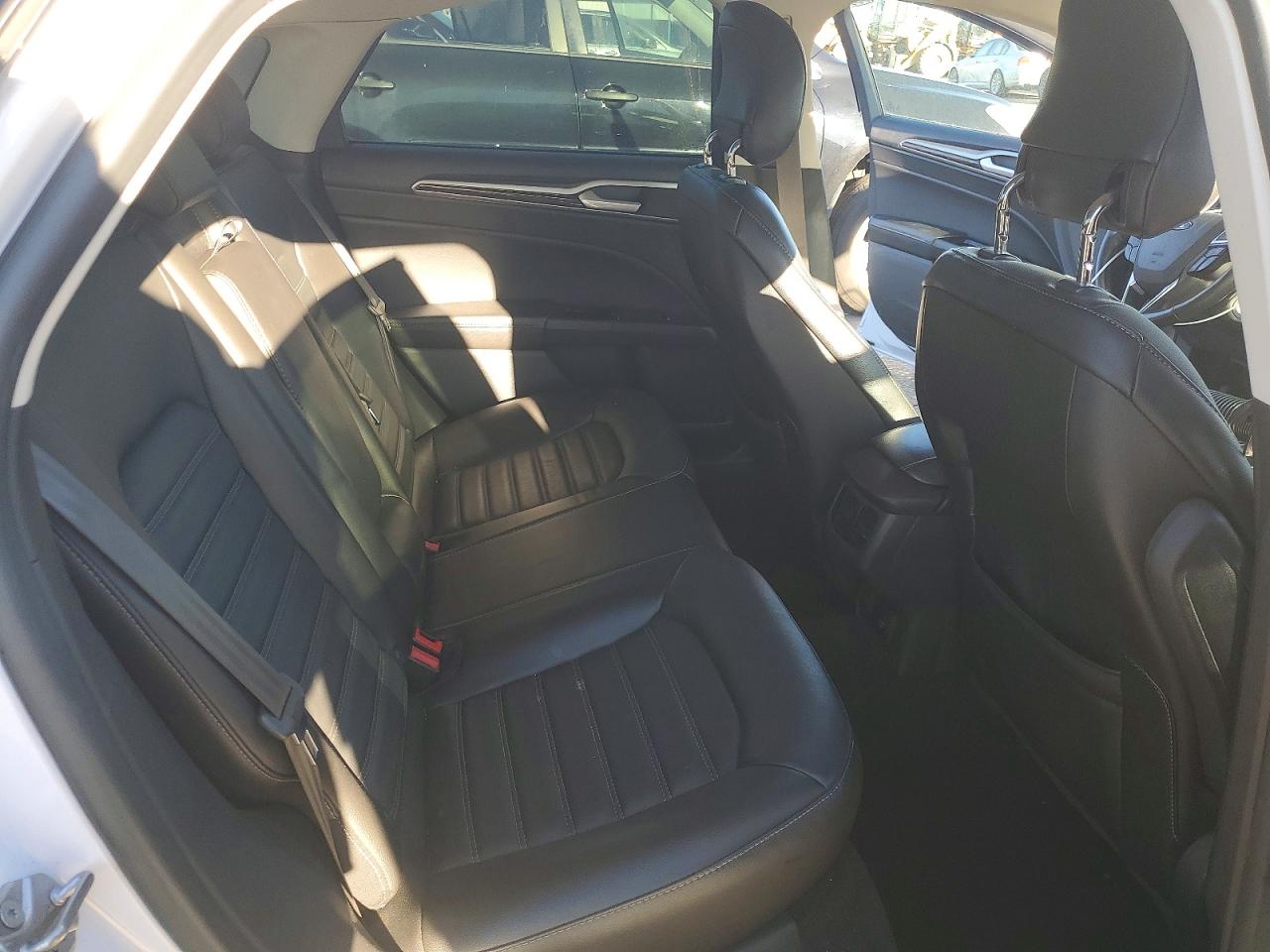 2014 FORD FUSION SE PHEV photo 10
