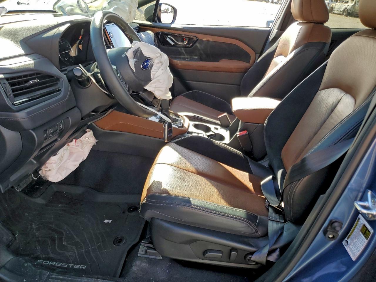 2025 SUBARU FORESTER TOURING photo 7