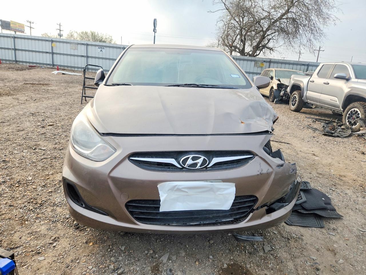 2014 HYUNDAI ACCENT GLS photo 13